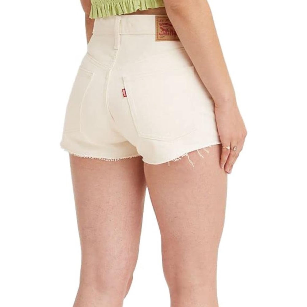 Levi’s 501 shorts Give Me Butterflies - NWT - Picture 7 of 7